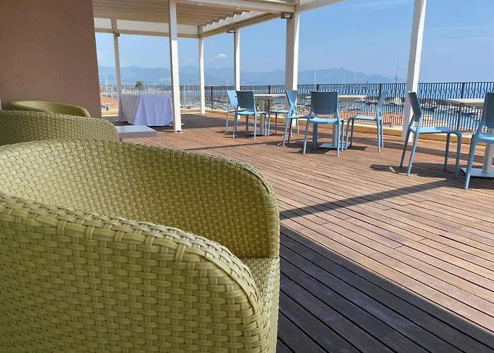 Grand Hotel Yachting Palace