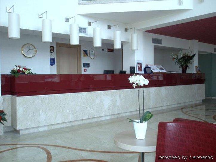 Grand Yachting Palace 4*