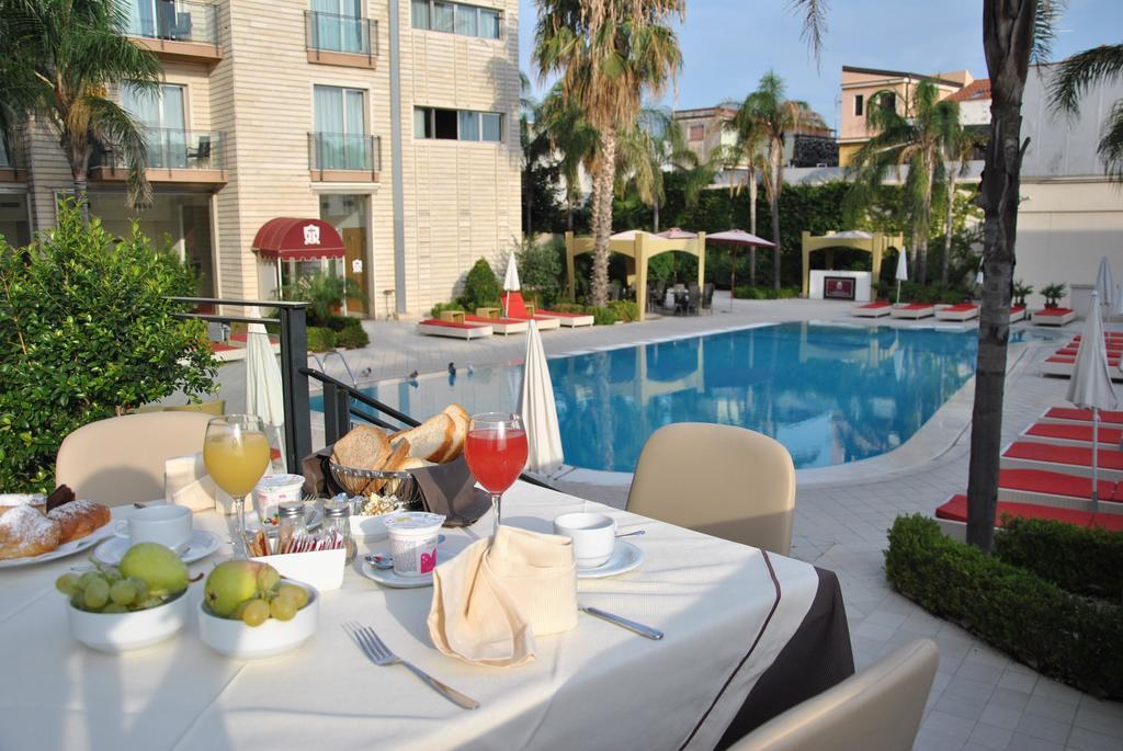 Hotel Grand Yachting Palace Riposto